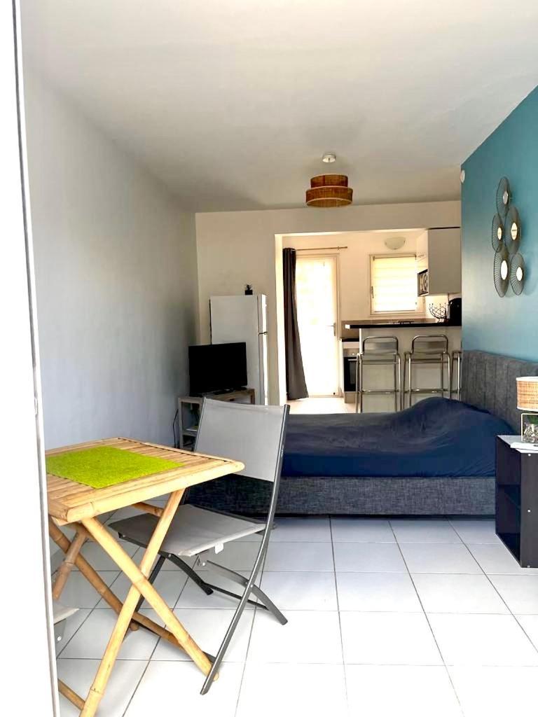 Studio - Residence Avec Piscine Sainte-Anne Extérieur photo